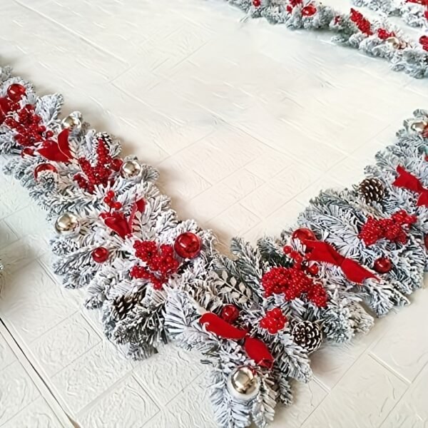 1pc Festive Christmas Garland Door Hanging - Artificial Snow Flocked Vine with Red Berries and Ornaments, Plastic and Rattan Holiday Wreath Decoration, No Feathers, Non-Electric - 图片 6